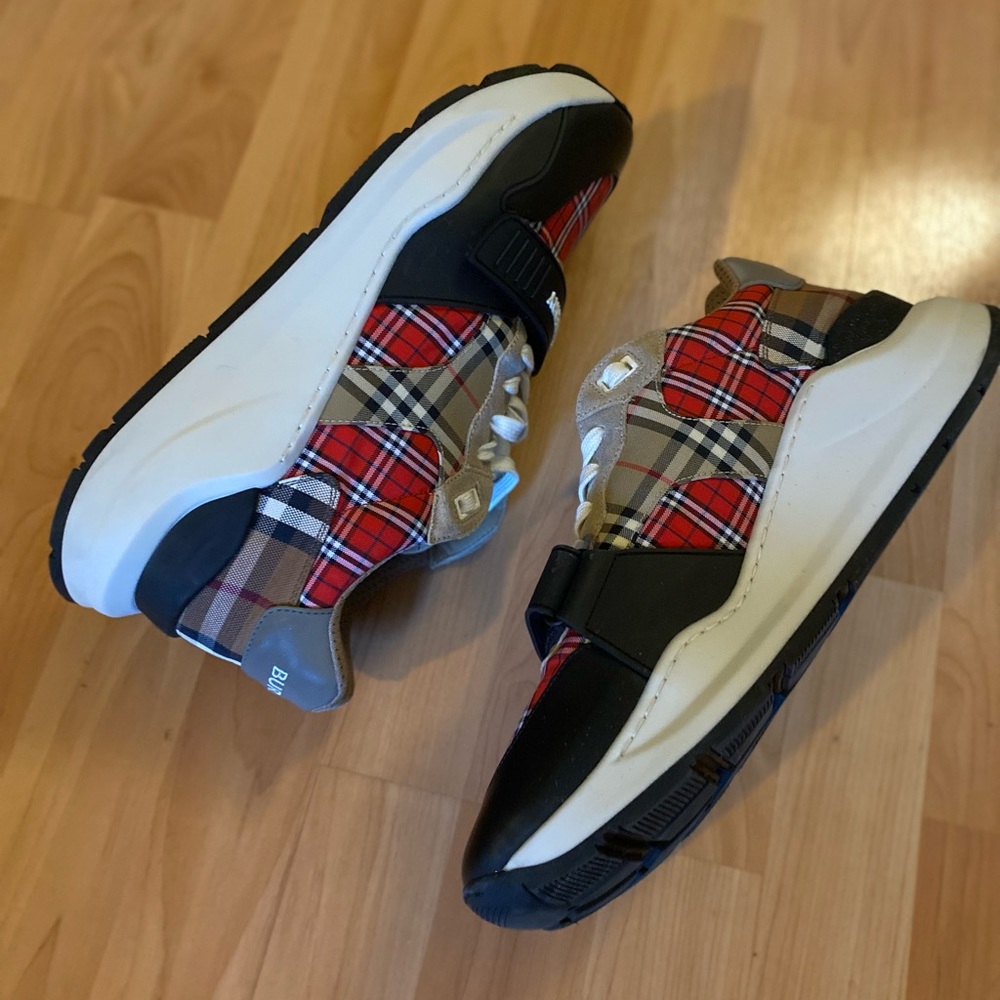 Burberry Leather Sneakers- colors black red and white. Size is 12 size 45 Italy - Picture 4 of 8